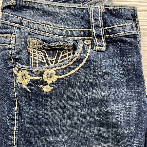 Vigoss The New York Capri Mid Rise Size 1/2 - Picture 15 of 16